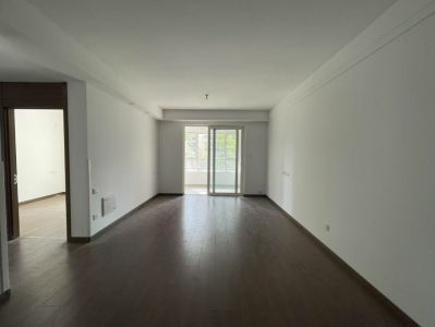 保利时代精装大三房108平方97万