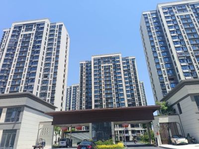 急售：32万  南湖佳苑  78平  两室一厅  好楼层  