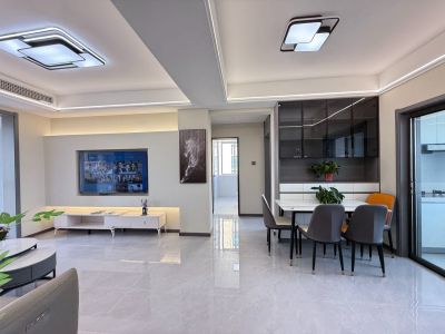 京冠御园华府全新精装未住88+8平方79.8万