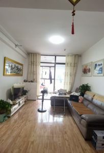 锦徽苑大两室85平方中装35万