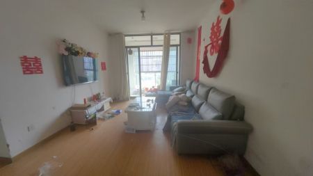 庆徽苑四室两厅106平方简单装修79.9万