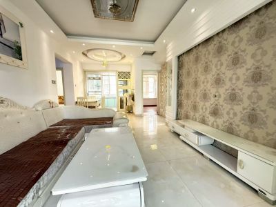 润地星城精装三房95平方76万