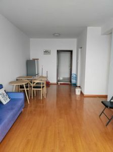 宝湾国际城高层86平方三室简装可议价