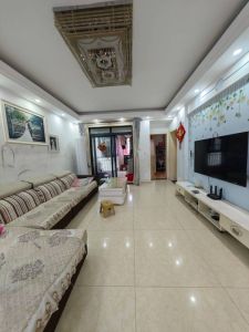 北城力高共和城三室两厅一卫中装  96平好楼层  急售57.8万