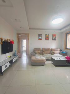 北城力高共和城三室两厅一卫中装86平急售53万