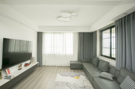 半岛一号精装三室112平方112万