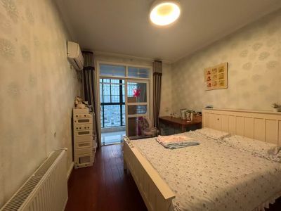 翰林院西区100平方精装3室长期价低